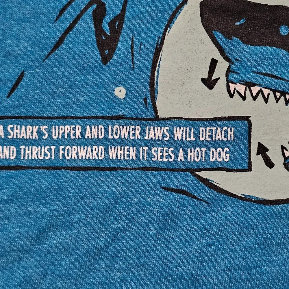 Jawsome Shark Facts Old Navy Blue Short Sleeve Cotton Blend T-Shirt Youth L
